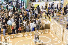 Face-o-mat by Tobias Gutmann, Melbourne Tobias Gutmann - Face-o-mat / Sai Bot