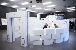 Face-o-mat and Sai Bot by Tobias Gutmann, Schwarzes Café, Löwenbräu, Barbara Seiler Gallery, Zurich Tobias Gutmann - Face-o-mat / Sai Bot