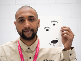 Face-o-mat portrait - Tobias Gutmann, 2024, ink on paper, 22x16 cm, Ithra Center, Dhahran, Saudi Arabia Tobias Gutmann - Face-o-mat / Sai Bot