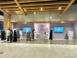 Face-o-mat by Tobias Gutmann, Misk At Institute, Riyadh Tobias Gutmann - Face-o-mat / Sai Bot